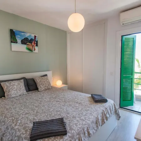 Duplex In Playa De Americas-center * 美洲海滩
