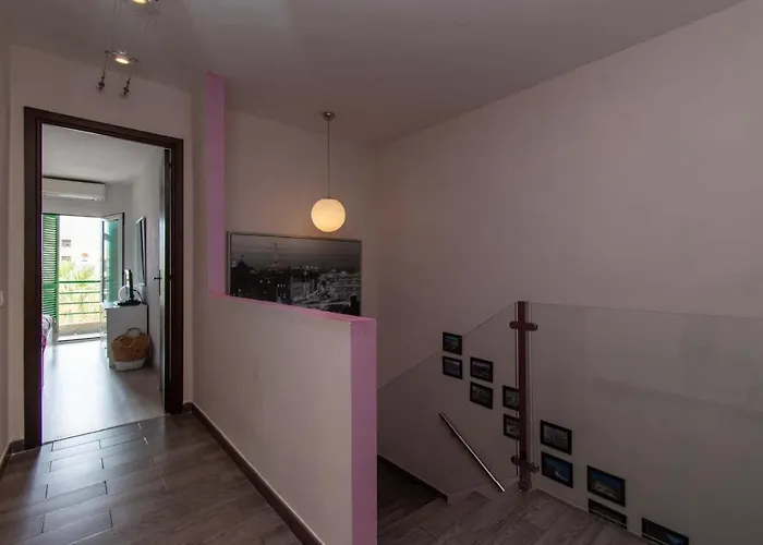 Duplex In Playa De Americas-center Apartman *